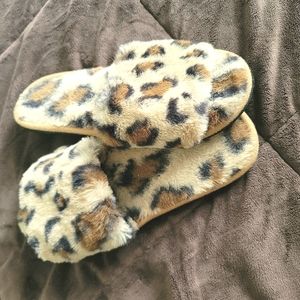 Animal Print Faux Fur Women's Slippers Size 5 - 6